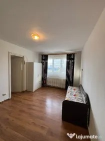 Apartament cu 2 camere de vanzare in Valenii de Munte, Praho
