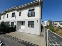 Triplex de vânzare | 4 camere | 3 băi | 112 mp | Giroc –