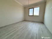 Casa 5 camere, 142mp, 300mp teren, despartita prin GARAJ in