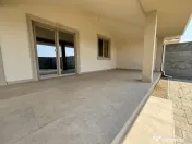 Casa 5 camere, 142mp, 300mp teren, despartita prin GARAJ in