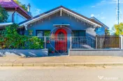 Vila moderna de familie cu 2 studiouri de vanzare | Comision 0% | 
