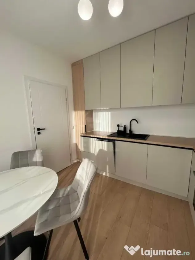 Casă tip duplex cu 4 camere, terasă și grădină, în Florești – zona Avr - Floresti (Cluj)
