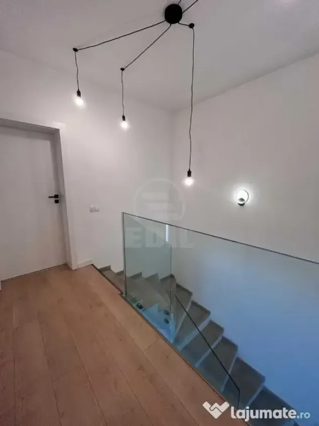 Casă tip duplex cu 4 camere, terasă și grădină, în Florești – zona Avr - Floresti (Cluj)