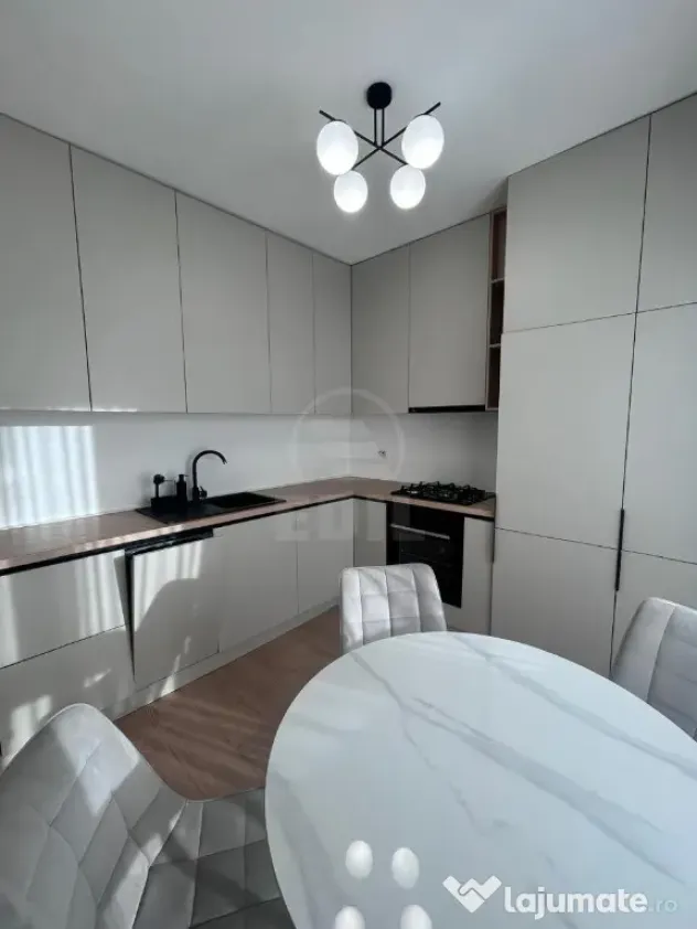 Casă tip duplex cu 4 camere, terasă și grădină, în Florești – zona Avr - Floresti (Cluj)