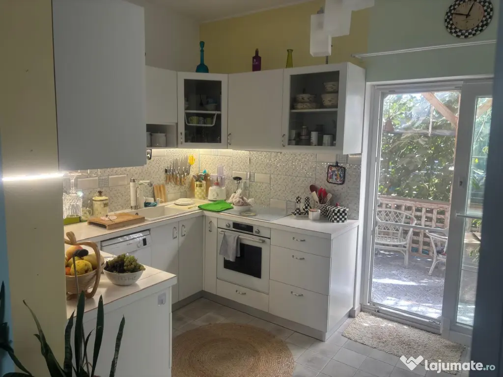 Casa parter + mansarda cu teren total 220 mp - Bragadiru!