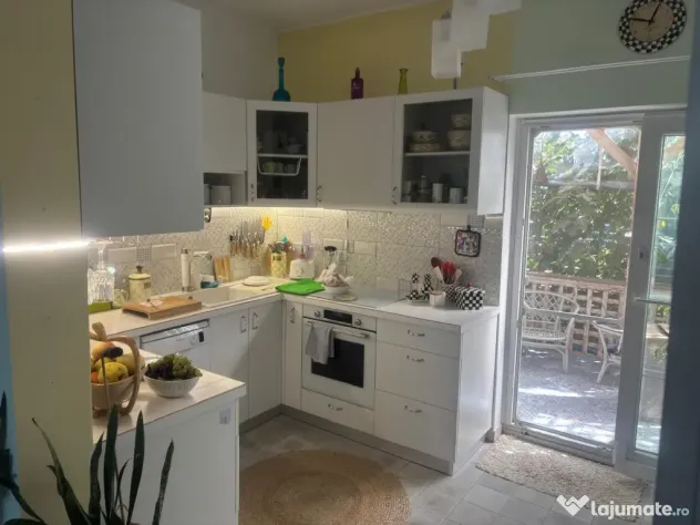 Casa parter + mansarda cu teren total 220 mp - Bragadiru!