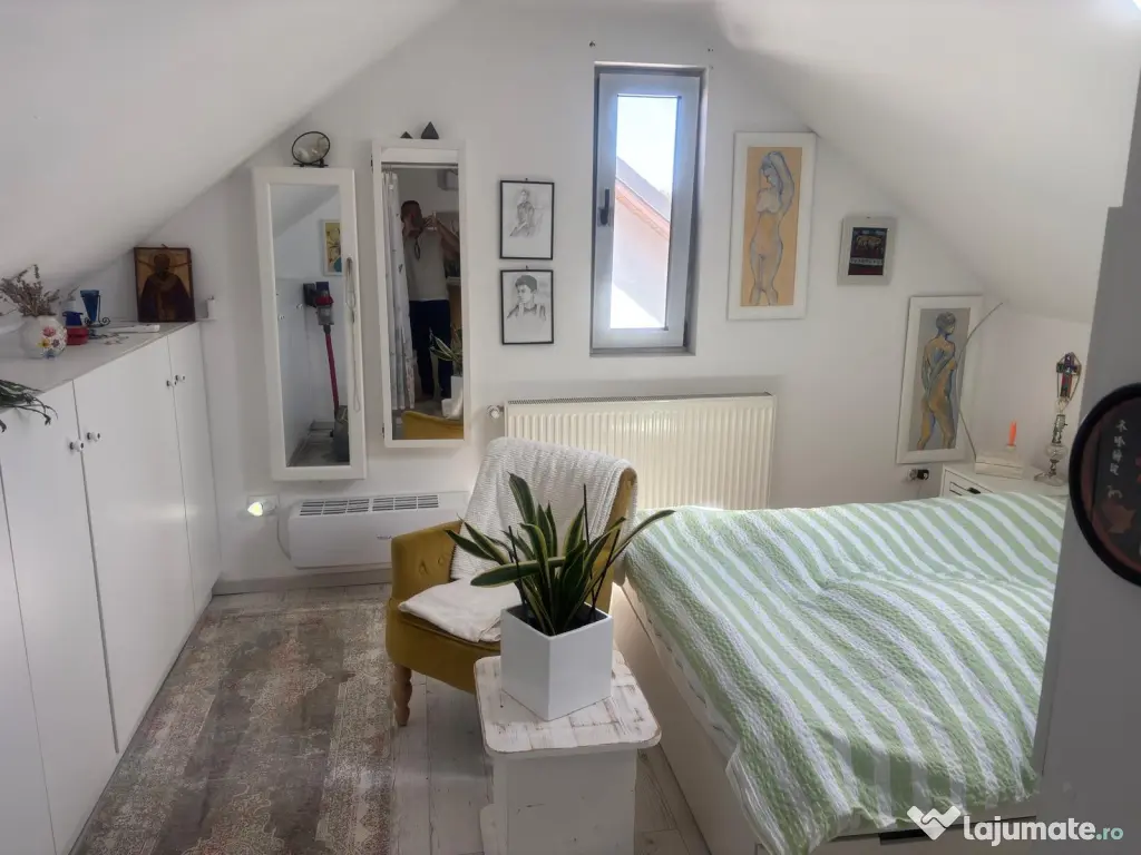 Casa parter + mansarda cu teren total 220 mp - Bragadiru!