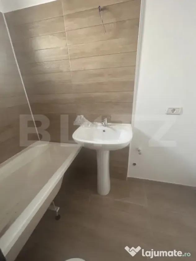 Apartament 3 camere, 73,5 mp, mansarda, Aradului - Timisoara (Timis)