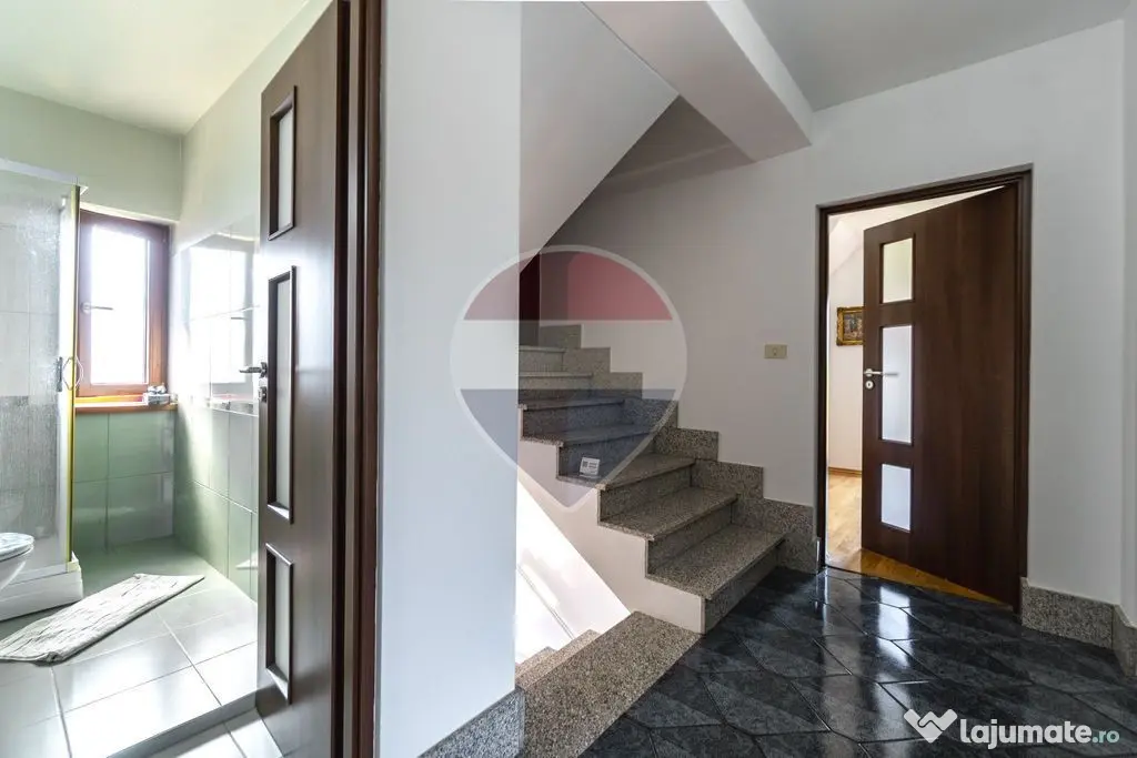 Casa / apartament |Cristian| 350 mp utili |1332 mp teren| Comision 0% - Cristian (Brasov)