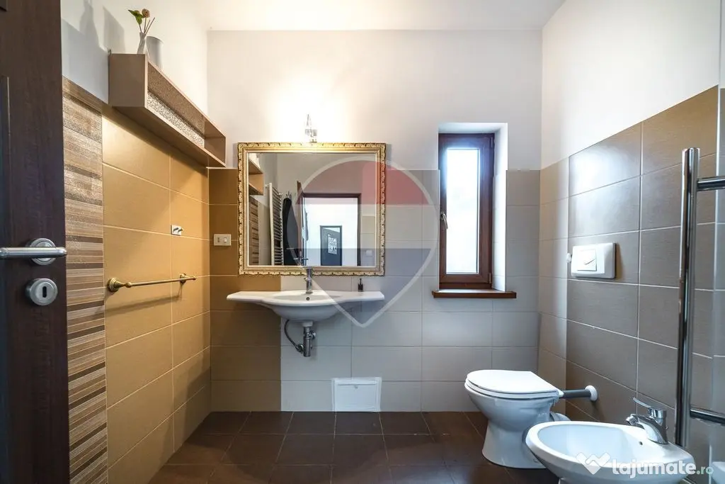 Casa / apartament |Cristian| 350 mp utili |1332 mp teren| Comision 0% - Cristian (Brasov)