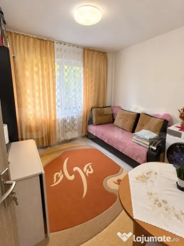 Apartament 3 camere, 45 mp, etaj 1, mobilat, în Mănăștur - Cluj-Napoca (Cluj)