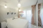 De vânzare apartament cu 3 camere în Oradea, zona Decebal