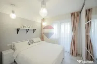 De vânzare apartament cu 3 camere în Oradea, zona Decebal