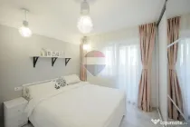 De vânzare apartament cu 3 camere în Oradea, zona Decebal