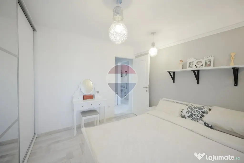 De vânzare apartament cu 3 camere în Oradea, zona Decebal - Oradea (Bihor)