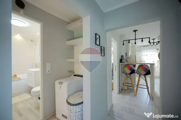De vânzare apartament cu 3 camere în Oradea, zona Decebal - Oradea (Bihor)