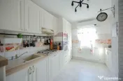 De vânzare apartament cu 3 camere în Oradea, zona Decebal 