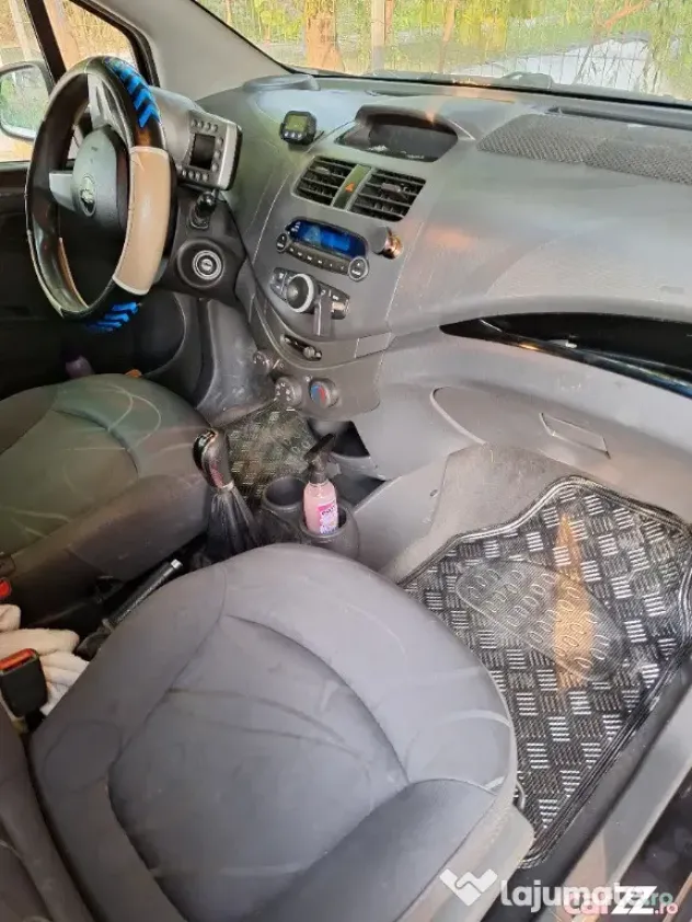 Auto chevrolet spark 2011 - Potmeltu (Dolj)