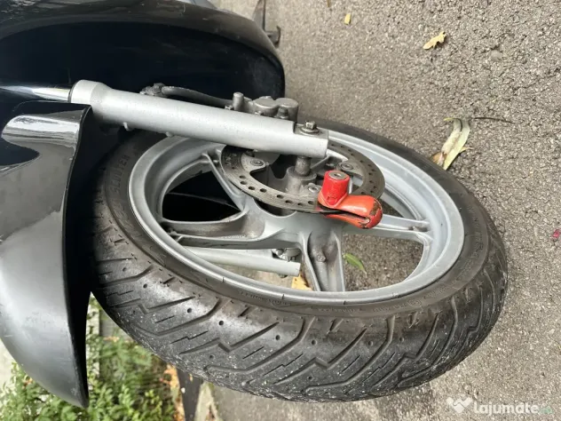 Scuter Honda SH 150i