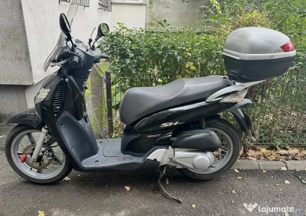 Scuter Honda SH 150i