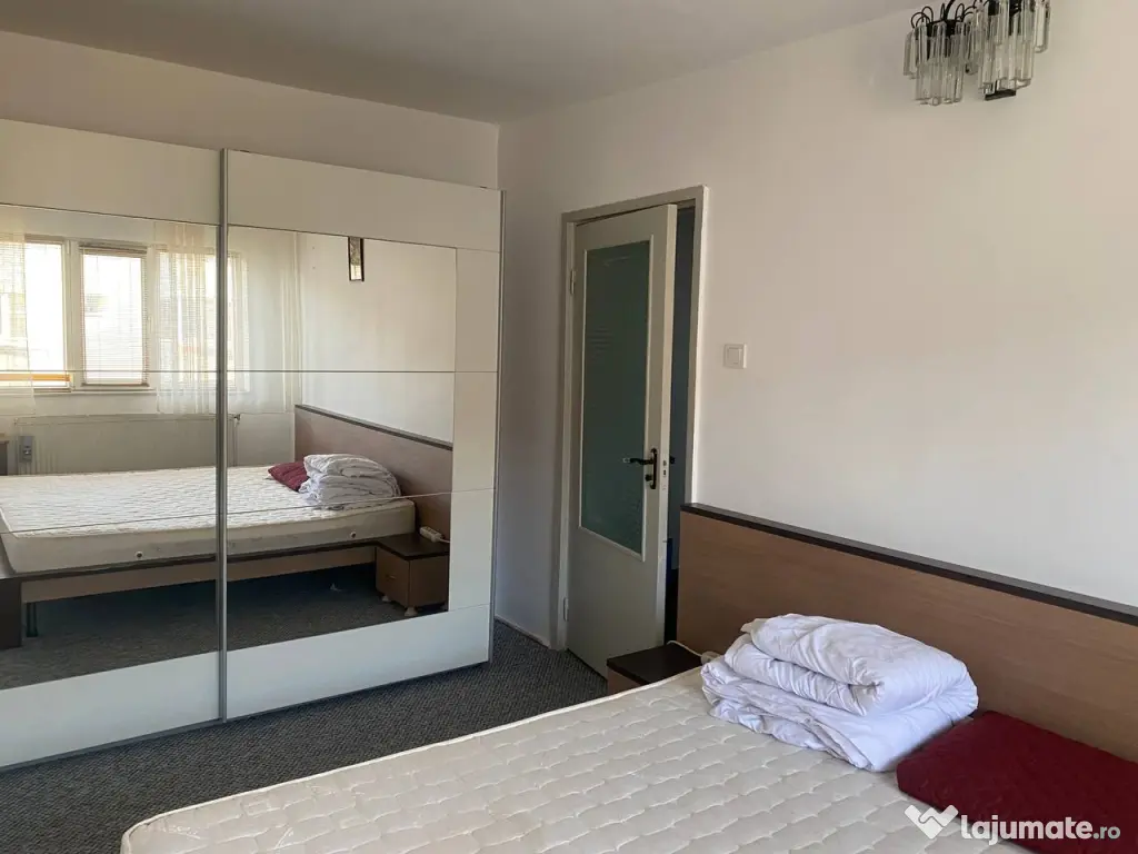 Looking for a flatmate (apartment for rent)