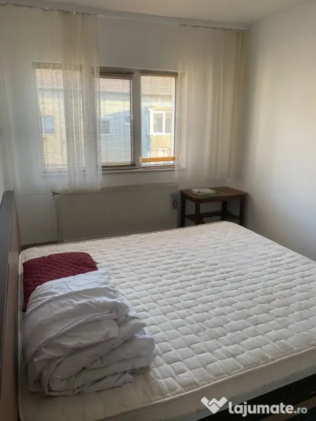 Looking for a flatmate (apartment for rent)