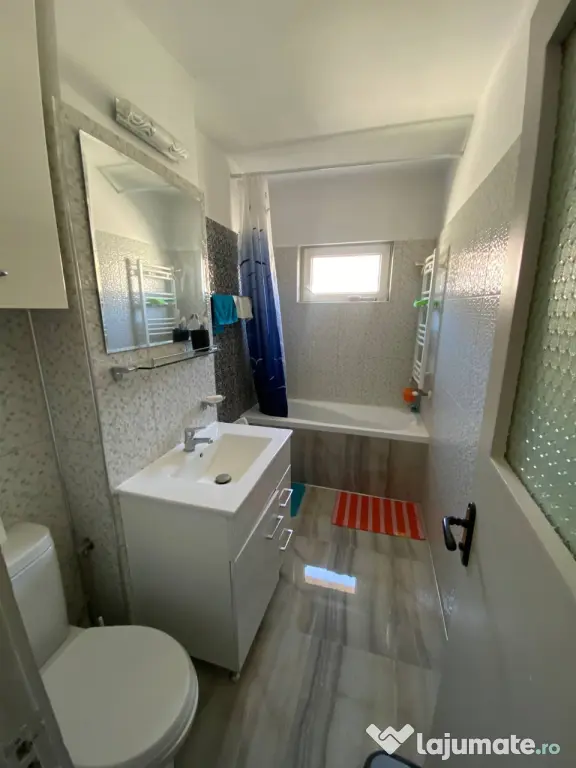 Looking for a flatmate (apartment for rent)