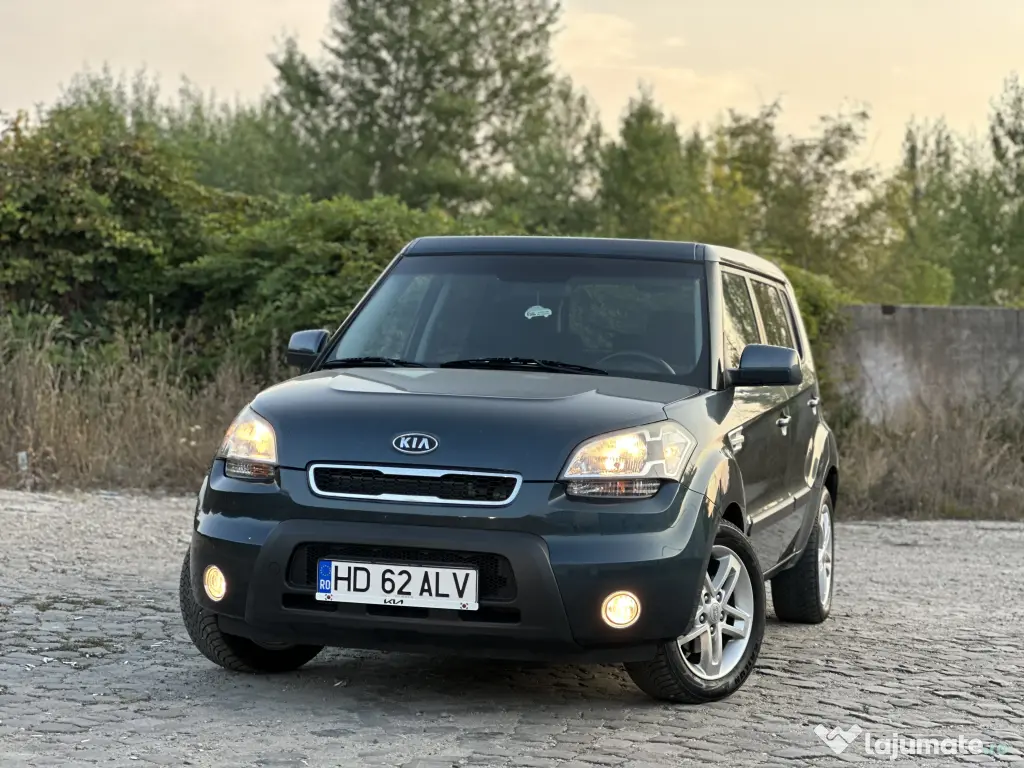 Kia Soul*af.2013*clima*1.6 diesel*unic proprietar Ro*fiscal pe loc !