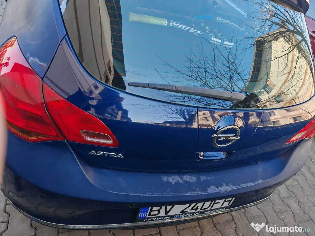 Vand Opel Astra J 2013 Benzina 1.4 Aspirat 155.650 km