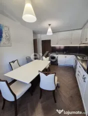 APARTAMENT DE 4 CAMERE DE VÂNZARE – BRAȘOV, ZONA STRĂZI 