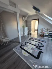 APARTAMENT DE 4 CAMERE DE VÂNZARE – BRAȘOV, ZONA STRĂZI 