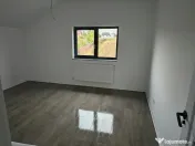 Casa noua cu etaj zona linistita in oras