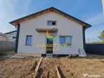 Casă individuală P+M cu scară suspendată din lemn și mansardă spațioasă – 118 mp