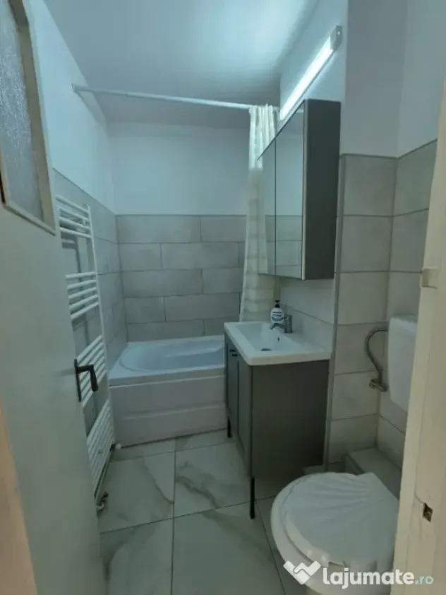 Apartament 2 camere | Renovat | Mobilat si Utilat |50 mp |Zona Vlahuta - Brasov (Brasov)