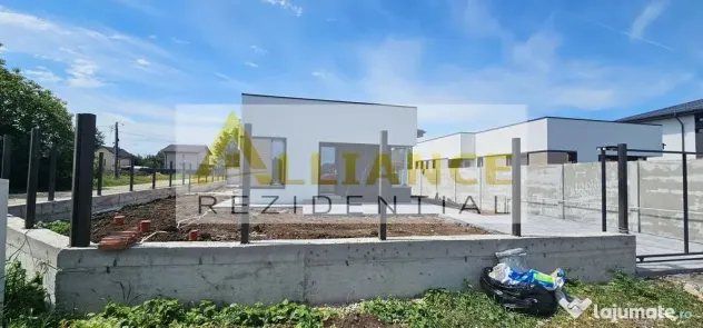 Casa 4 Camere | 500 m de Blv. - Berceni (Bucuresti-Ilfov)
