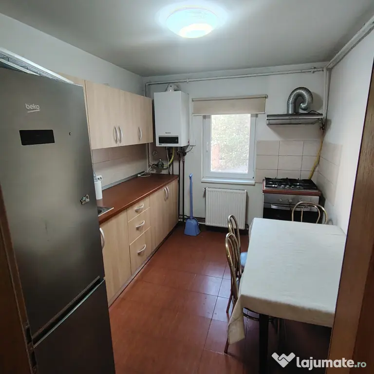 2 camere, etaj 1,Zona Soarelui