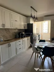 4 camere Teiul Doamnei, centrală, inst. schimb., an 1984, 8 