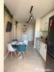 4 camere Teiul Doamnei, centrală, inst. schimb., an 1984, 8 