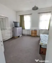 Casă 132 mp + teren 990 mp + 1997 mp inclus, Zărnești | A 