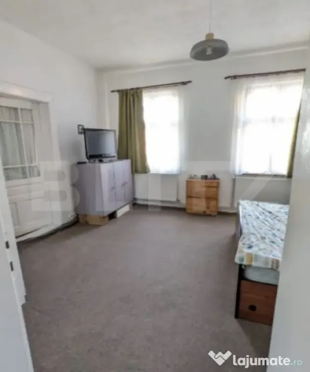 Casă 132 mp + teren 990 mp + 1997 mp inclus, Zărnești | A - Zarnesti (Brasov)