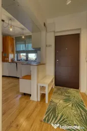 Casă modernă de închiriat în Otopeni, 4 camere, grădină,