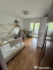 Apartament 3 camere, 2 băi, Decebal