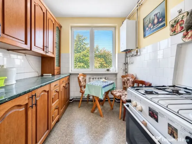2 Camere | Etaj 2 | Centrala Proprie | Centrul Vechi | Comision 0 - Deva (Hunedoara)