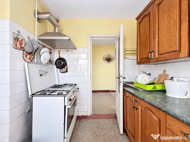 2 Camere | Etaj 2 | Centrala Proprie | Centrul Vechi | Comision 0 - Deva (Hunedoara)