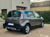 Renault Megan Scenic X-Mode 