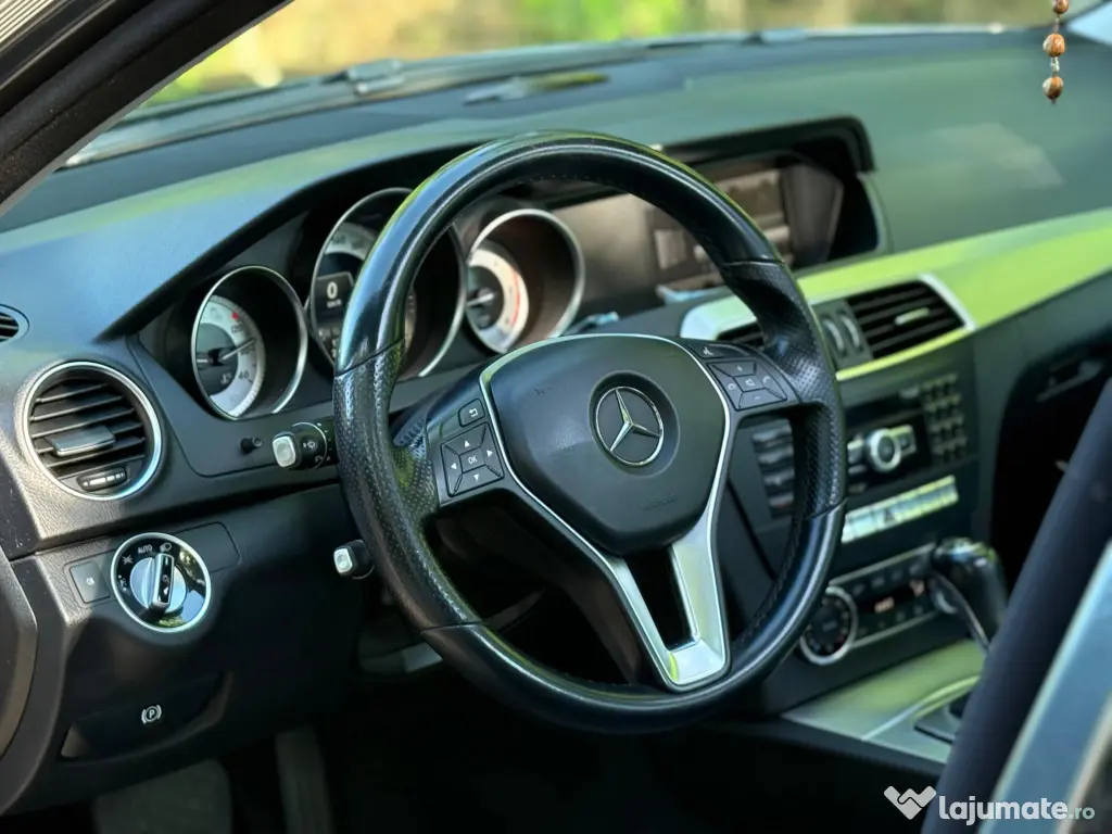 MERCEDES-BENZ C-Class 2013 — imagine 21