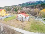 CASA de VACANTA cu Potential de Poveste/ PENSIUNE- Sambata de Sus!