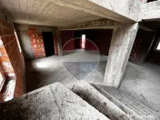 CASA de VACANTA cu Potential de Poveste/ PENSIUNE- Sambata de Sus! 