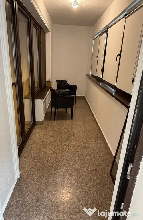 3 CAMERE , APARTAMENT DECOMANDAT , MOBILAT SI UTILAT - Constanta (Constanta)
