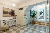 Casă / Vilă de vanzare cu 7 camere în Vatra Luminoasa, metrou, parc 